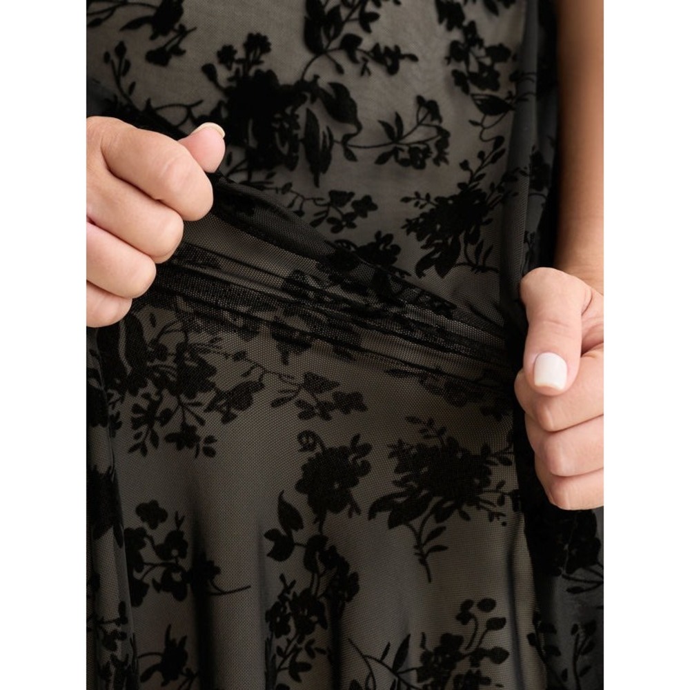 Bloomchic Black Floral Mesh Stretchy Midi Dress Romantic Short Sleeve 1X 14-16 - Picture 6 of 10